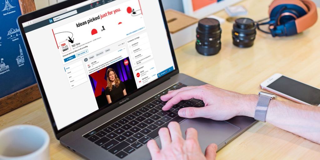 15+ Download Linkedin Mockup 2019&nbsp;Psd